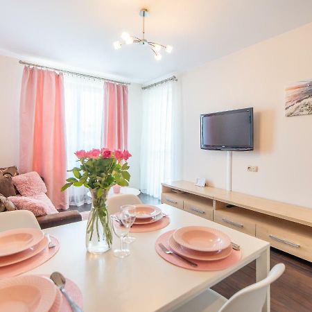 Apartamenty Prywatne W Hotelu Przy Plazy Diva Kołobrzeg Buitenkant foto