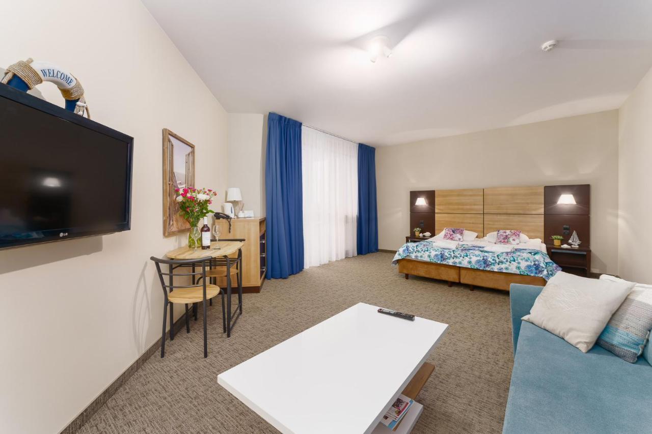 Apartamenty Prywatne W Hotelu Przy Plazy Diva Kołobrzeg Buitenkant foto