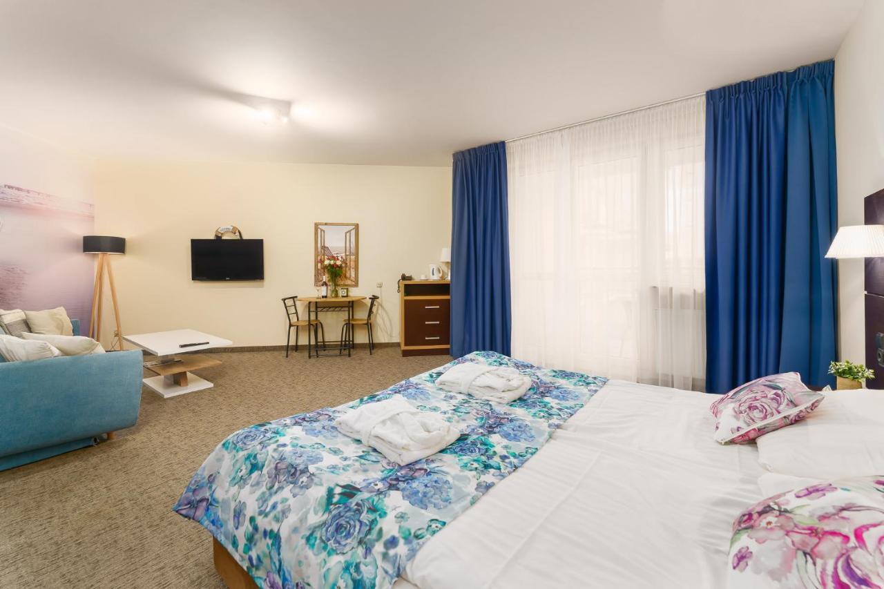 Apartamenty Prywatne W Hotelu Przy Plazy Diva Kołobrzeg Buitenkant foto