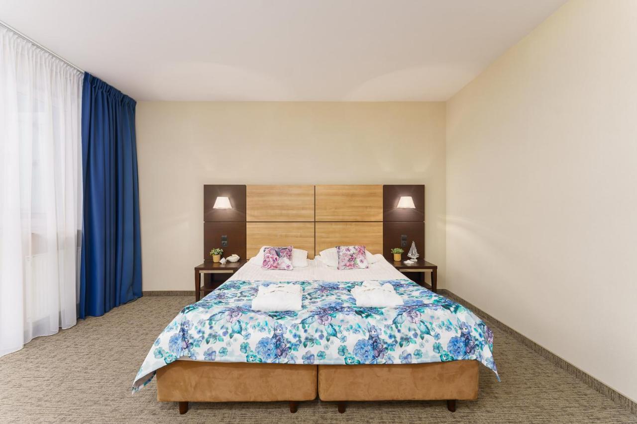 Apartamenty Prywatne W Hotelu Przy Plazy Diva Kołobrzeg Buitenkant foto