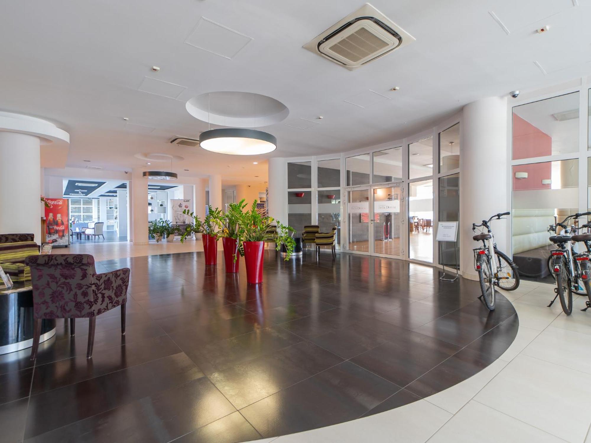 Apartamenty Prywatne W Hotelu Przy Plazy Diva Kołobrzeg Buitenkant foto