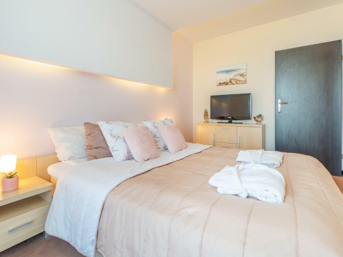 Apartamenty Prywatne W Hotelu Przy Plazy Diva Kołobrzeg Buitenkant foto